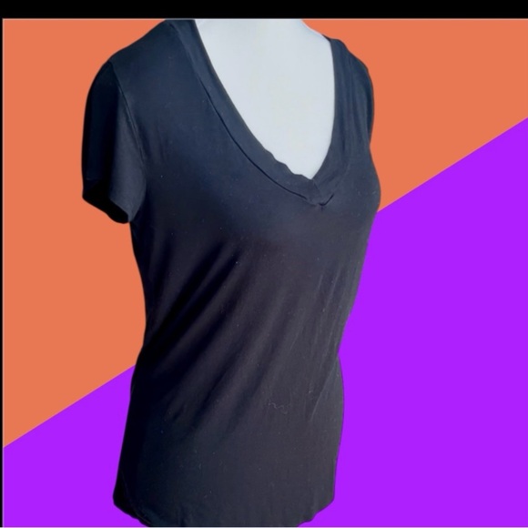 Classic Black V-Neck Women's Top - Picture 5 of 10